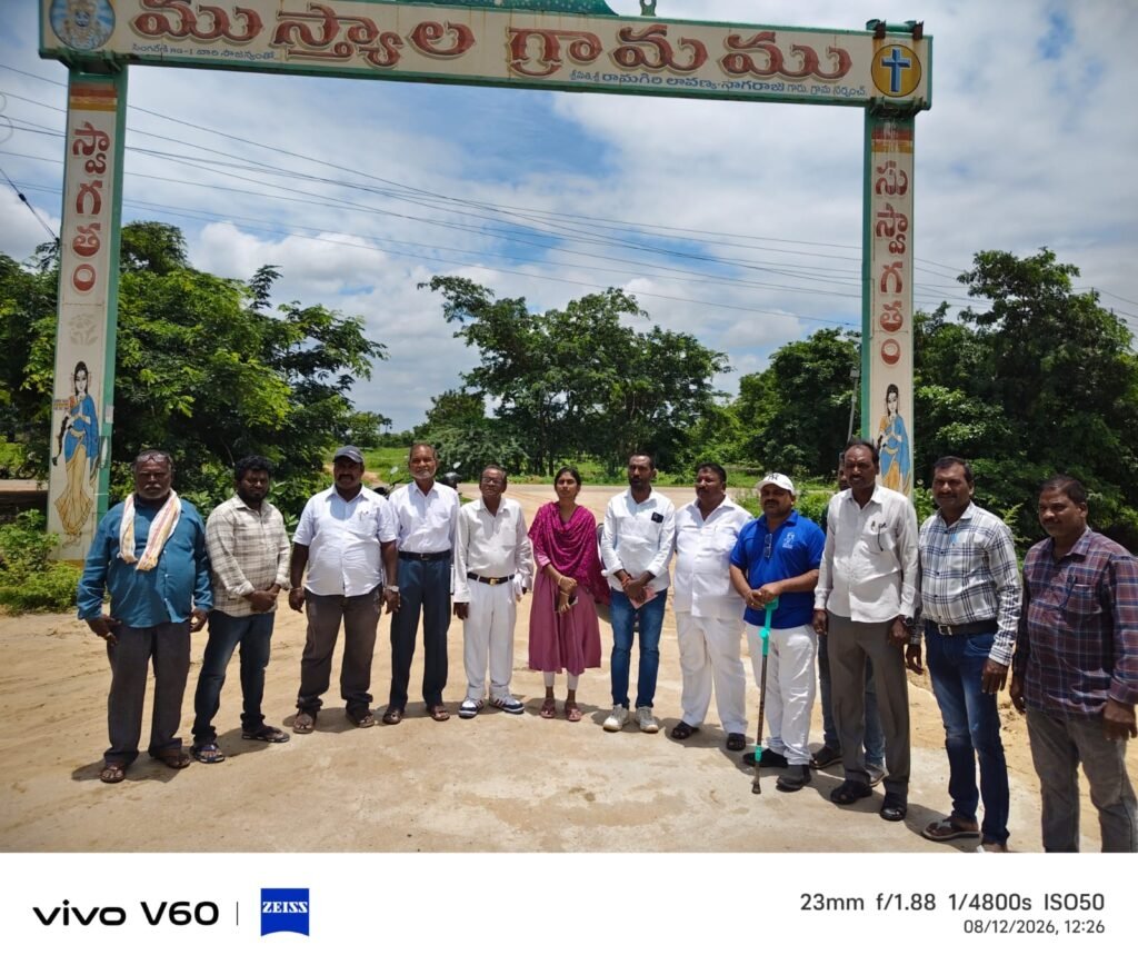 మహనీయుల విగ్రహాలు చైతన్య కేంద్రాలు
