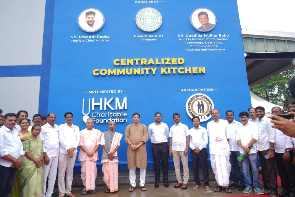 పిల్లలు ఆకలితో పాఠశాలకు వెళ్లకూడదు: మంత్రి శ్రీధర్‌బాబు