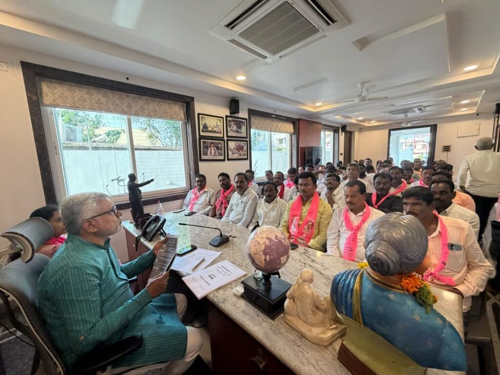 కాంగ్రెస్‌ మోసాలపై కదం తొక్కాలి: పుట్ట మధూకర్‌
