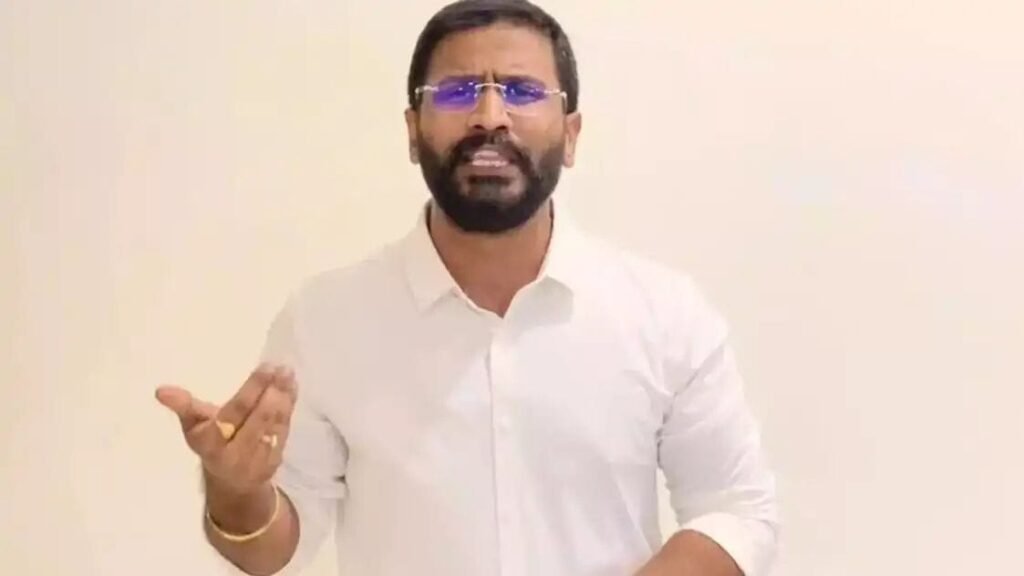 ధర్మపురి అరవింద్‌కి బల్మూరి వెంకట్ స్ట్రాంగ్ కౌంటర్