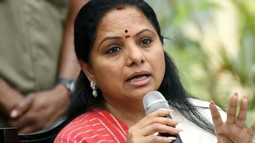 తెలంగాణ రాజకీయాలను ఒక్క ప్రకటనతో షేక్ చేసిన కల్వకుంట్ల కవిత