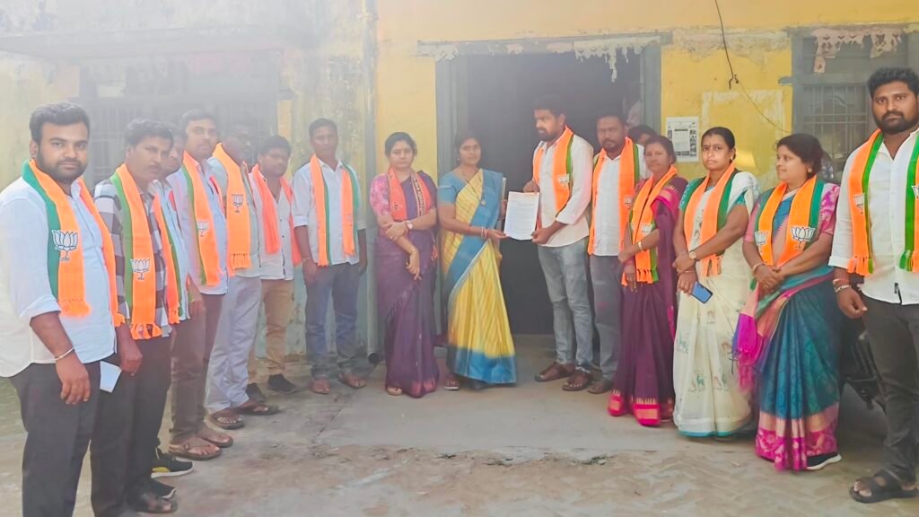 ఈఎస్ఐ ఆసుపత్రికి స్థలం కేటాయించాలి.సోమారపు లావణ్య